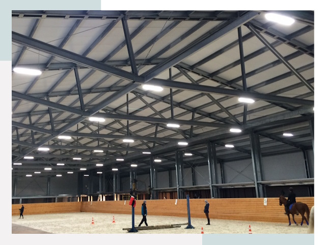 Строительство конных манежей от 623 руб в Советская Гавань