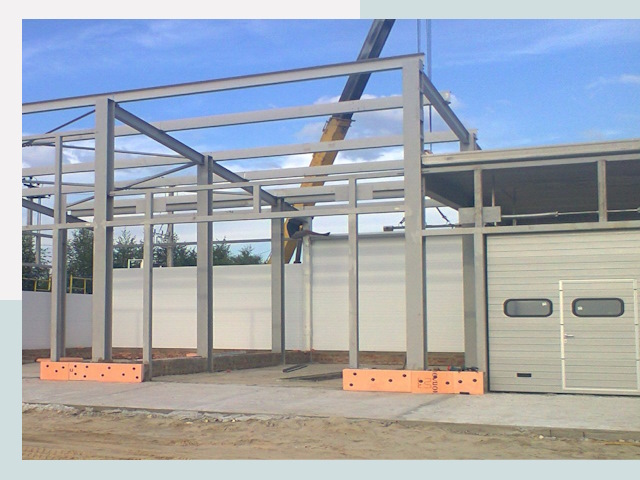 Строительство автосервисов от СтальСтрой-Свс по цене 623 руб.