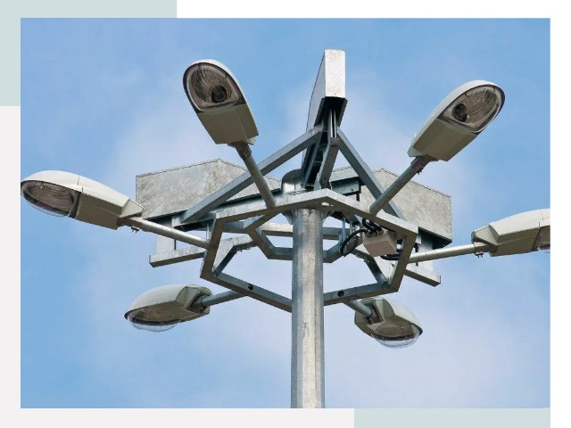 Монтаж осветительных мачт в Советской Гавани